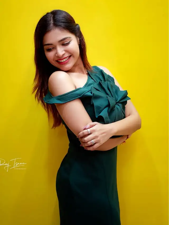 Dharsha Gupta instagram hd pics