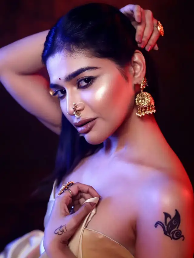 Dharsha Gupta sexy hot pics