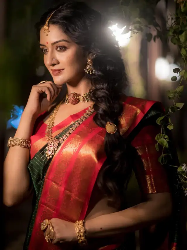 Vimala Raman profile pics for facebook