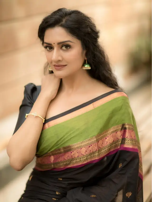pics of Vimala Raman instagram